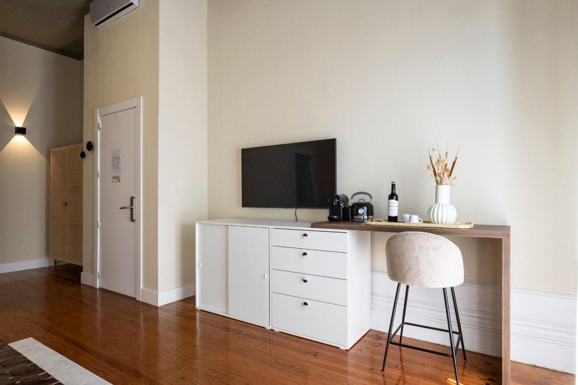 Bonjardim By Lovelystay Appartamento Oporto